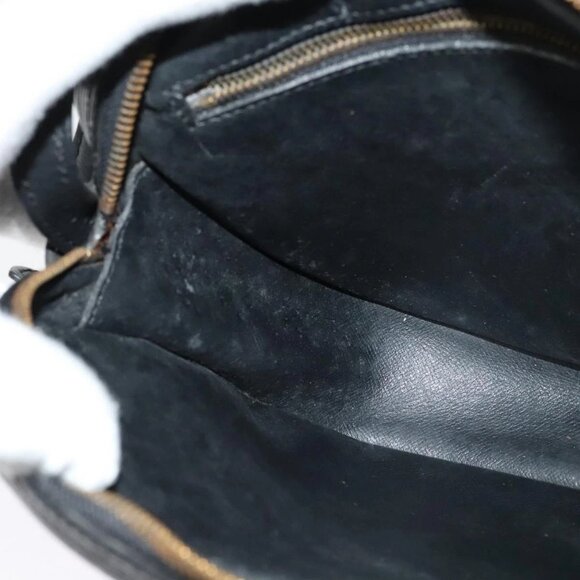 LOUIS VUITTON Epi Jeune Fille MM Shoulder Bag Black M52152 LV Auth 141082 - Picture 14 of 16